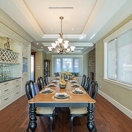 Spacious Cozy House In Vancouver West Esterno foto