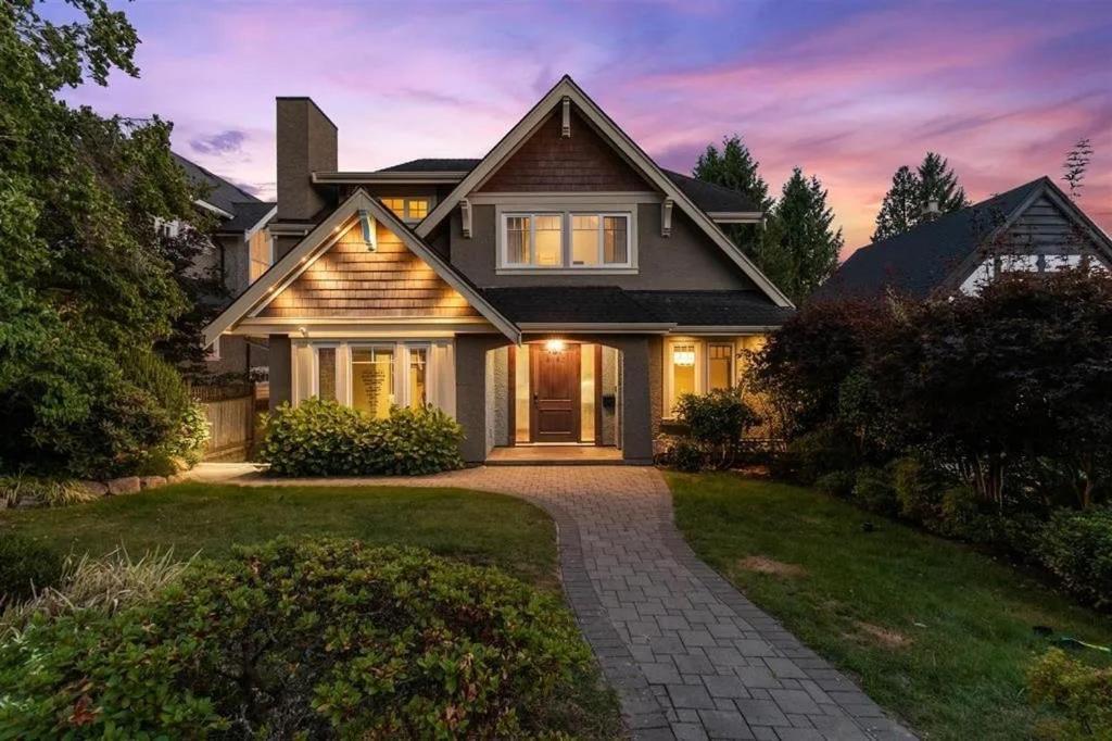 Spacious Cozy House In Vancouver West Esterno foto