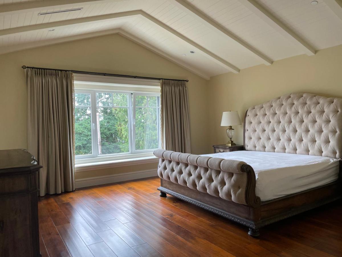 Spacious Cozy House In Vancouver West Esterno foto