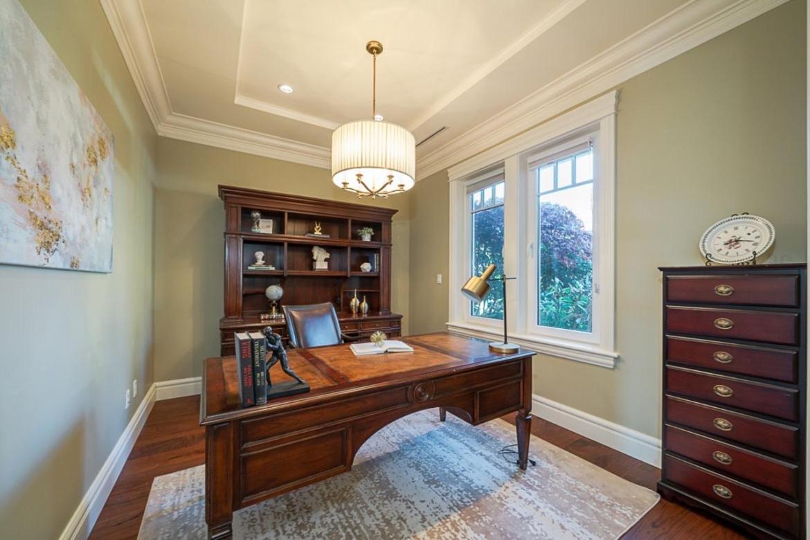 Spacious Cozy House In Vancouver West Esterno foto